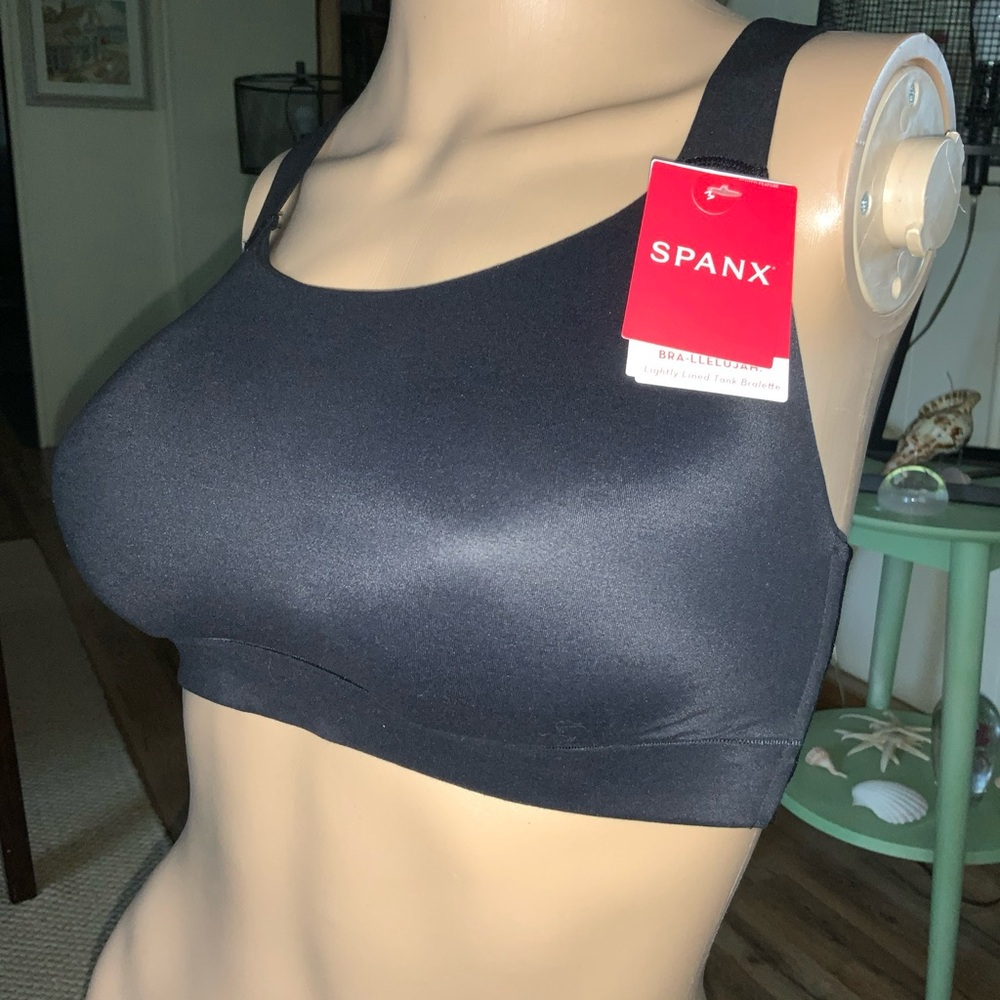 Spanx Very Black Lightly Lined Tank Bralette Size Medium NWT 58